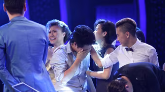 Giám khảo trách khán giả bất công, đẩy Phú Hiển vào nguy hiểm