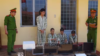 Bắt 4 đối tượng gây hàng chục vụ trộm cắp