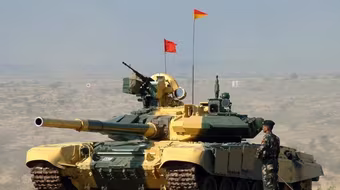 Xe tăng T-90 Ấn Độ sẽ có UAV cảm tử chống tăng cực mạnh