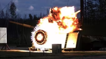 Hệ thống phòng vệ chủ động Arena-M vẫn bất lực trước máy bay không người lái FPV