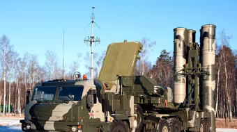 Giá thành tên lửa hệ thống S-400 Nga vẫn ‘phải chăng’ hơn so với đạn Patriot Mỹ