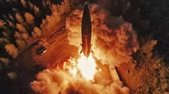 Mỹ thúc ép châu Âu thông qua bản kế hoạch hòa bình tại Ukraine khi nhận rõ sự đáng sợ của kho tên lửa Nga