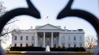 Nhà Trắng “tá hỏa” vì… một đứa trẻ