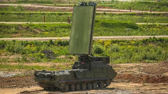 Máy bay không người lái Ukraine truy diệt ‘mắt thần’ của pháo binh Nga