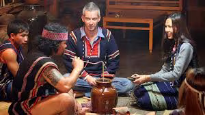 Truyền hình thực tế ở Việt Nam, còn khuya mới công bằng!