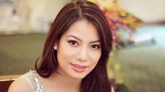 Hoa hậu, diễn viên Trương Ngọc Ánh: Tôi khá giàu!
