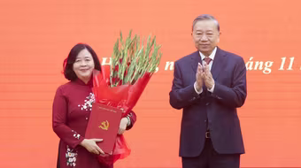 Đồng chí Bùi Thị Minh Hoài làm Bí thư Đảng ủy Mặt trận Tổ quốc, các đoàn thể Trung ương