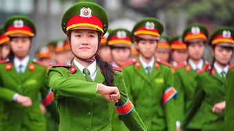 Thông qua luật Công an nhân dân và Xuất cảnh, nhập cảnh ngay tại kỳ họp thứ 5