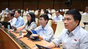 Quy định mới nhất về chuyển giao người đang chấp hành án phạt tù vừa được Quốc hội thông qua