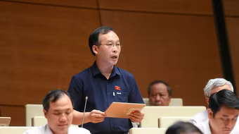 ĐBQH: Sẽ lấy nguồn vốn từ đâu để thực hiện các dự án đường sắt cao tốc, nhà máy điện hạt nhân?