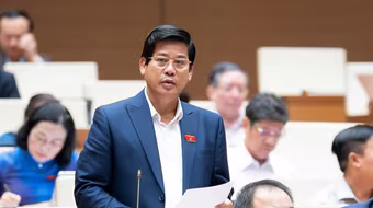 Đề xuất cơ chế tiền lương phù hợp để khuyến khích cán bộ, công chức cấp xã yên tâm công tác