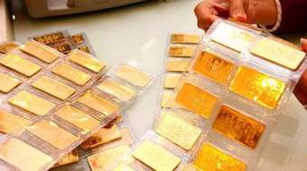 Giá vàng chờ đợi những động thái mới của tân Tổng thống Mỹ