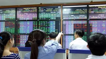 Lượng tài khoản mở mới lại tăng kỷ lục, dòng tiền vào thị trường chứng khoán ngày càng “nóng”