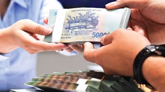 Lãi suất huy động ngân hàng liệu có tiếp tục tăng trong năm 2023?