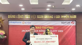 Chọn vé số theo năm cưới, người phụ nữ Hà Nam trúng Vietlott 48 tỷ đồng