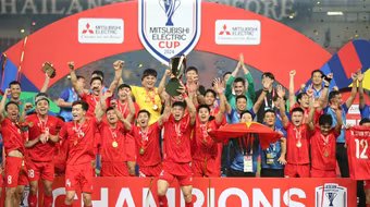 Nhận mưa tiền thưởng, cầu thủ Đội tuyển bóng đá Việt Nam có phải nộp thuế?