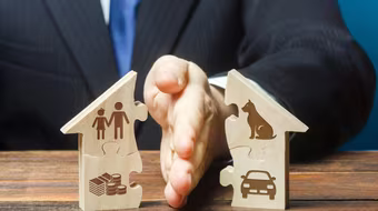 Ý kiến trái chiều xung quanh việc đánh thuế tài sản thừa kế, quà tặng