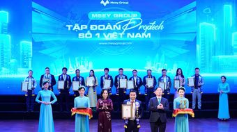 Dẫn đầu chuyển đổi số bất động sản, Meey Group nhận “cúp đúp” giải thưởng tại I4.0 Awards