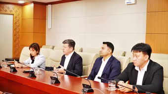 Nasdaq chúc mừng thị trường chứng khoán Việt Nam được nâng hạng