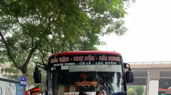 Từng bước tạo chuyển biến về ý thức chấp hành pháp luật giao thông cho các nhà xe