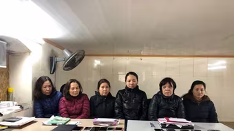 Sáu người đàn bà tổ chức đánh bạc qua mạng xã hội