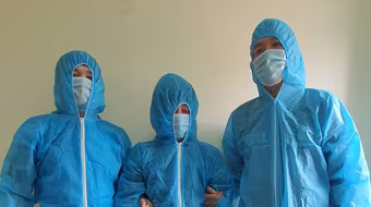 Vận động đầu thú 2 đối tượng trong đường dây vận chuyển tiền trái phép với giao dịch cả nghìn tỷ đồng