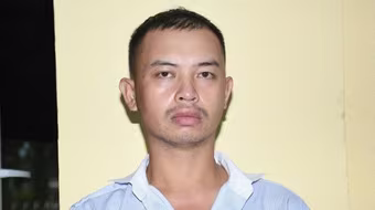 Kẻ đâm người trọng thương, trốn truy nã và bị bắt khi đang ăn nhậu