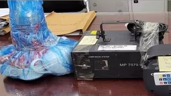 Thuê căn hộ trên tầng 15, rủ bạn ‘thập phương’ về bay lắc