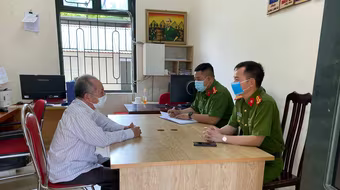 ‘Xây dựng niềm tin yêu tuyệt đối từ phía nhân dân'