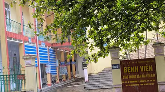 Khởi tố giám đốc và trưởng khoa của Bệnh viện Giao thông vận tải Yên Bái