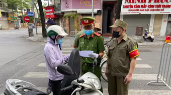 '4 lớp, 5 lực lượng' xử lý nghiêm các trường hợp vi phạm yêu cầu giãn cách xã hội