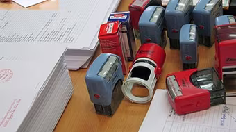 Truy tố 8 bị can trong đường dây ‘buôn’ giấy khám sức khỏe giả