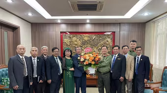 Đoàn Tân Ban thường trực Giáo hội Báp tít Việt Nam chào xã giao Công an Hà Nội