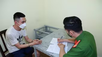 Nổ súng cảnh cáo đối tượng tấn công lực lượng Công an