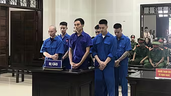 Sáu đối tượng bàn nhau giúp 'sát thủ' tại quán lounge ở Quảng Ninh trốn biệt tích