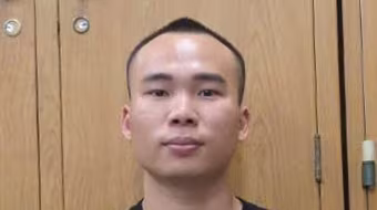 Cảnh sát hình sự tóm gọn kẻ trốn truy nã nguy hiểm trên phố Bát Sứ