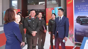 Công an Thủ đô với giải pháp xây dựng Hà Nội trở thành đô thị xanh, thông minh