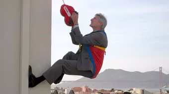 “Hạ cánh” an toàn từ cao ốc