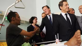 Nguyên thủ Pháp, Anh bất ngờ tới Libya