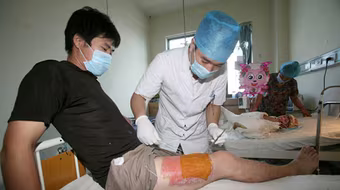 Chịu đau đớn - chỉ vì con