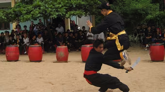 Trai An Thái, gái An Vinh