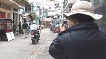 Khi  thám tử…  lật kèo