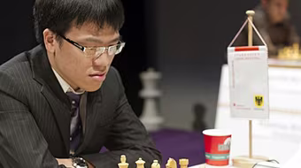 Hồi hộp chờ món quà cuối năm