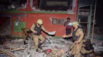 Thế giới kêu gọi Ấn Độ - Pakistan hạ nhiệt căng thẳng