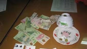 Bắt 4 đối tượng tổ chức đánh bạc