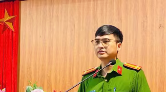 Phát huy truyền thống, giữ vững phẩm chất người chiến sĩ Công an nhân dân