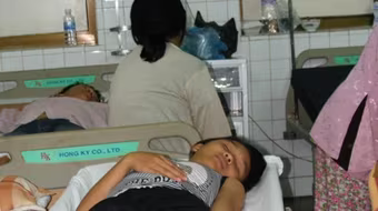 Bảo vệ đánh một bé gái ngất xỉu?