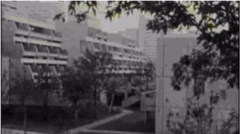 Nhóm khủng bố đột kích Làng vận động viên