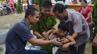 Chồng dùng dao giết vợ, vì vợ “ép” viết đơn ly hôn