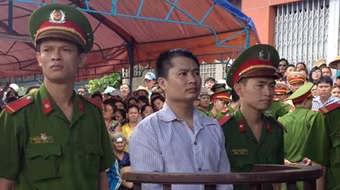 Mù quáng giết hại dã man người yêu ngay trên phố